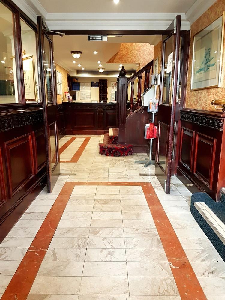 The Ashley Hotel هييل المظهر الخارجي الصورة